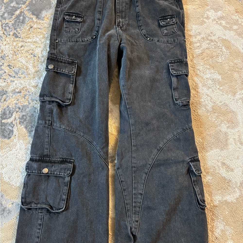 Men's Charcoal Relaxed Cargo Jeans